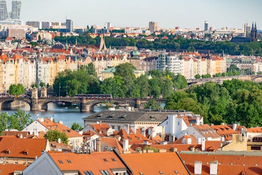 Migrace v ČR: Vliv na Politiku, Trendy a Budoucí Scénáře