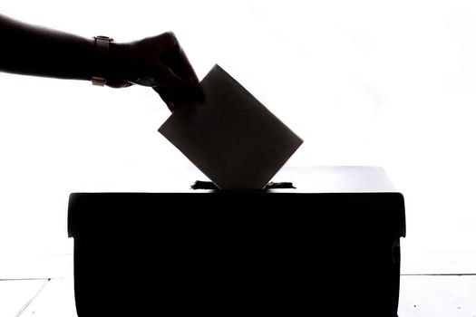 Vliv volebních preferencí na politiku v ČR: Trendy a důsledky